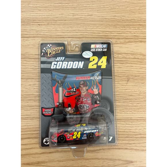 Jeff Gordon #24 Winners Circle NASCAR diecast cars - Lot of 2 cars 1:64 Scale - Picture 14 of 16